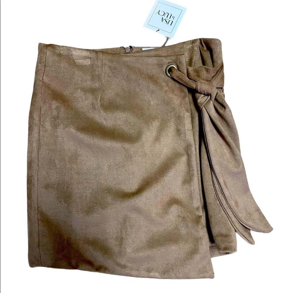 Lisa & Lucy XS NWT Overlay Grommet Mini Skirt